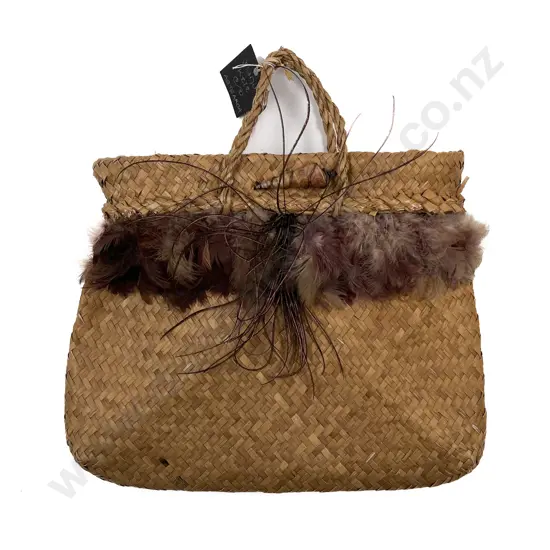 A Contemporary Kete