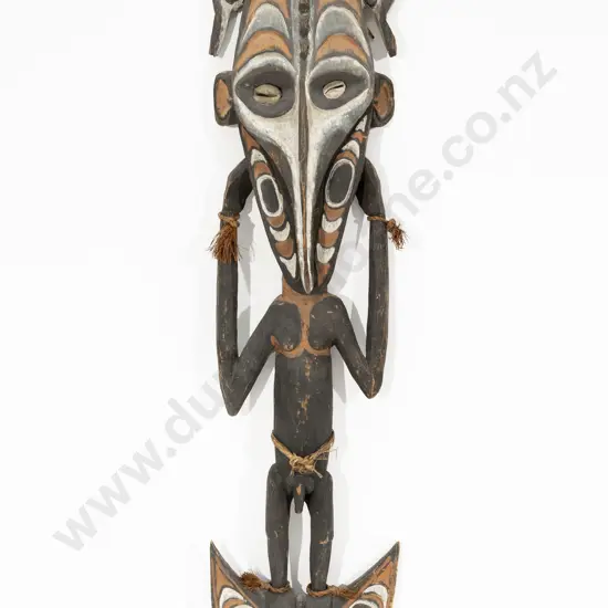 A Papua New Guinea Suspension Hook