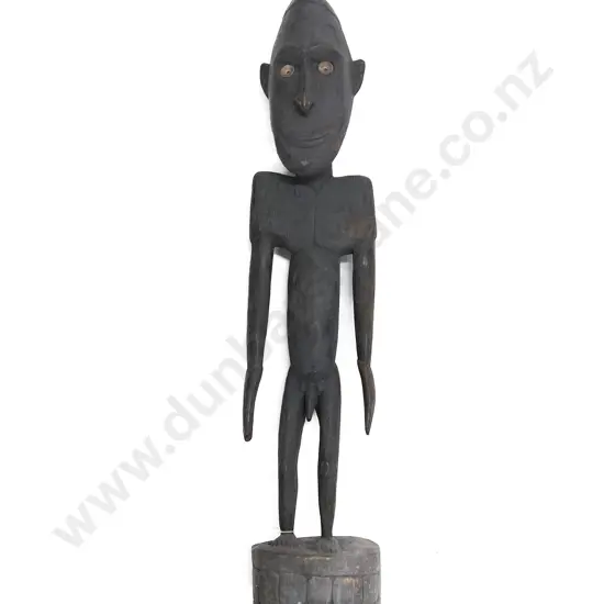 A Papua New Guinea Sepik River Standing Figure