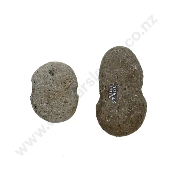 Two Mahe (Stone Sinkers)