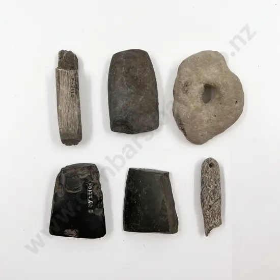 An Assortment Of Toki And Wood Fragments And A Small Punga (6 Pieces)