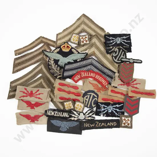 WWI and WWII NZ Cloth Badges