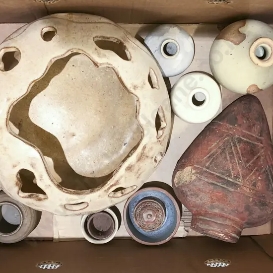 Box of Assorted Pottery