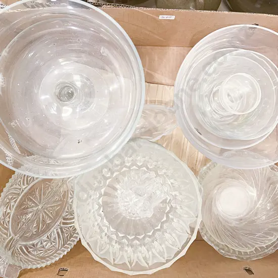 Box of Assorted Glassware