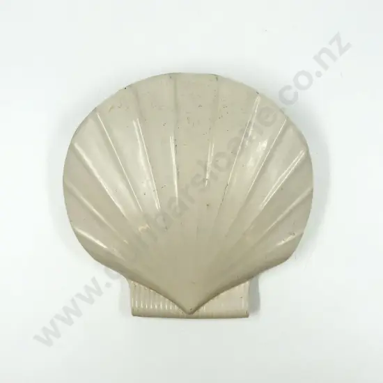 Unmarked Crown Lynn Scallop Shell Wall Pocket