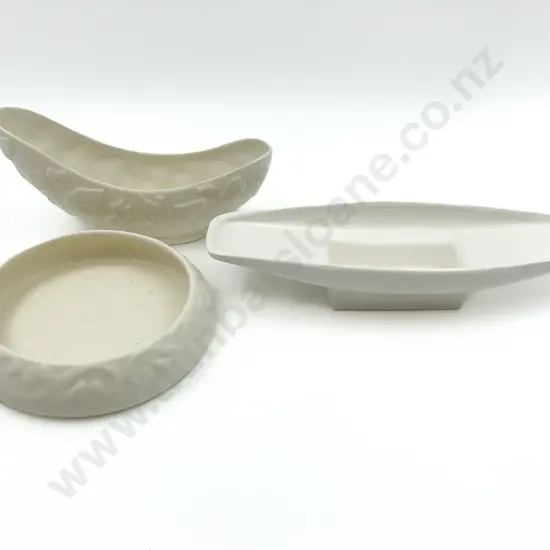 Two Crown Lynn Vases