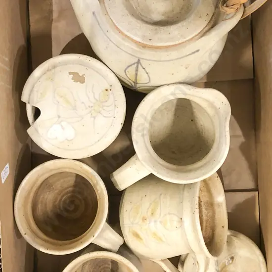 Quantity of Assorted Pottery