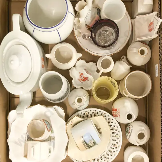 Small Box Assorted Crested & Commemorative China