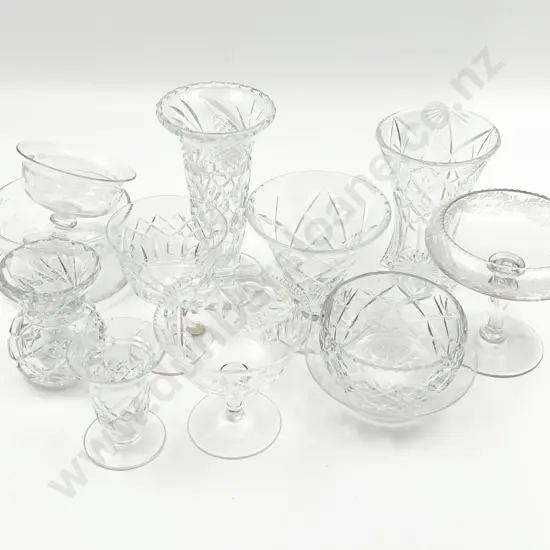 Small Quantity of Assorted Crystal