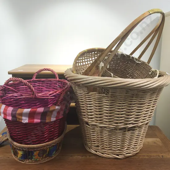 Quantity of Assorted Wicker Baskets