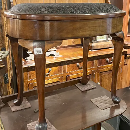 Piano Stool With Compartment