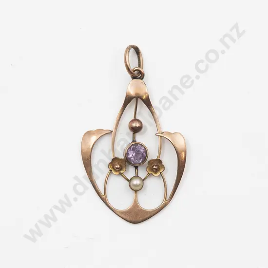 9ct Art Nouveau Shield Scroll Pendant