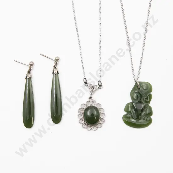 Small Greenstone Tiki Charm on s/s neck chain
