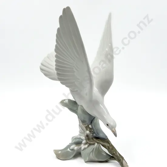 Lladro Dove