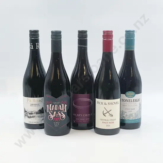 Six Bottles of Assorted NZ Pinot Noir
