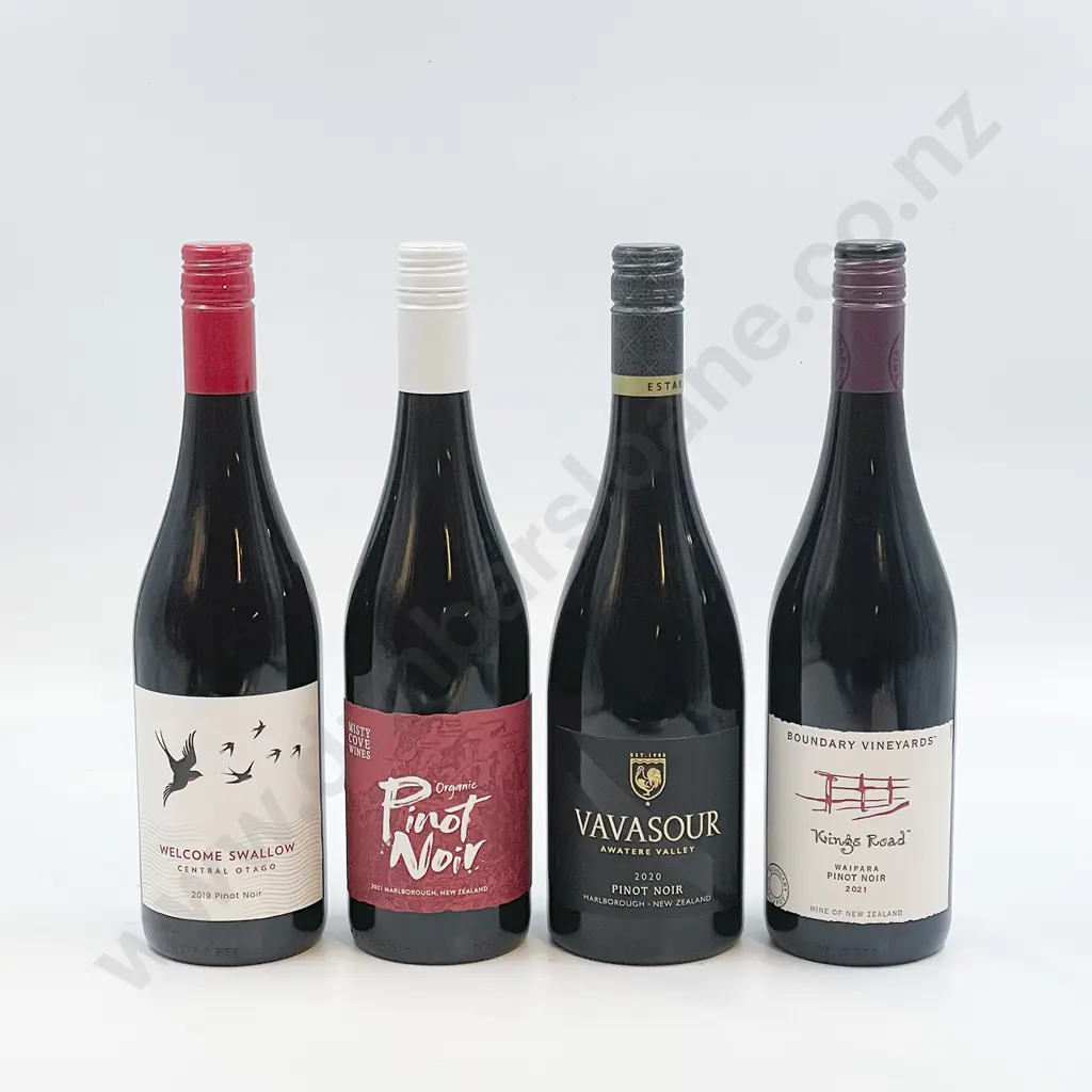 Six Bottles of Assorted NZ Pinot Noir Image 1++