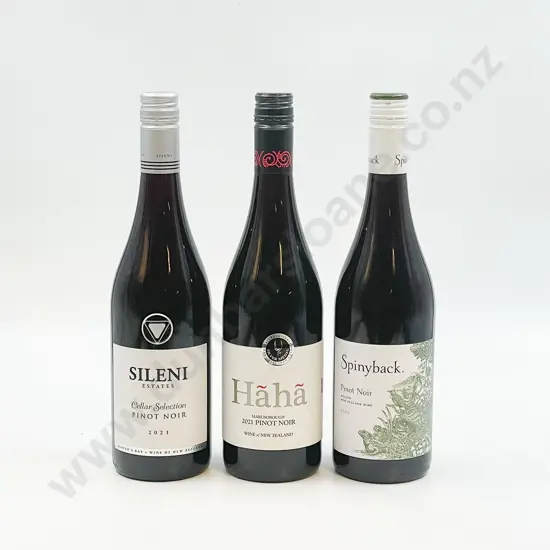 Six Bottles of Assorted NZ Pinot Noir