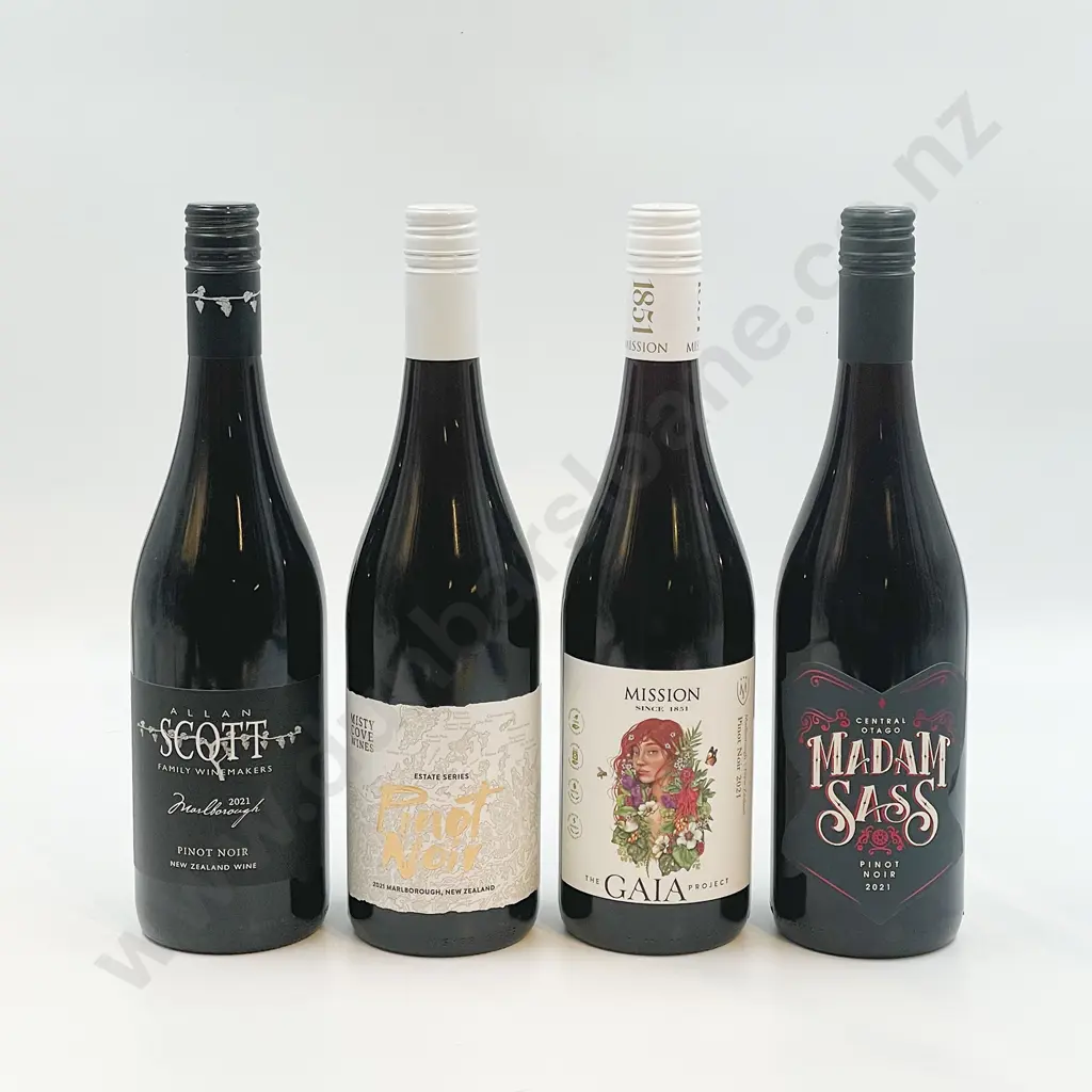 Six Bottles of Assorted NZ Pinot Noir Image 1++