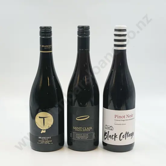 Six Bottles of Assorted NZ Pinot Noir