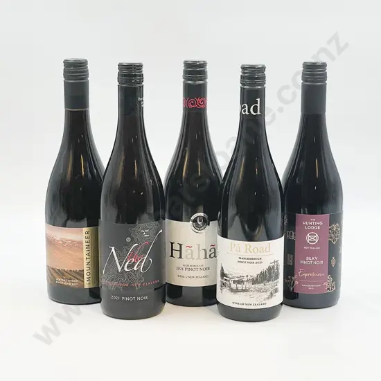 Six Bottles of Assorted NZ Pinot Noir