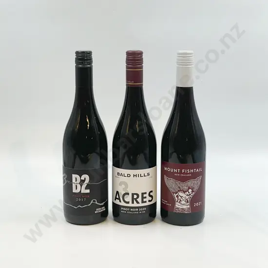 Six Bottles of Assorted NZ Pinot Noir