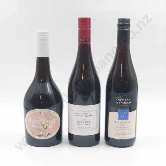 Five Bottles of Assorted Australian & NZ Pinot Noir