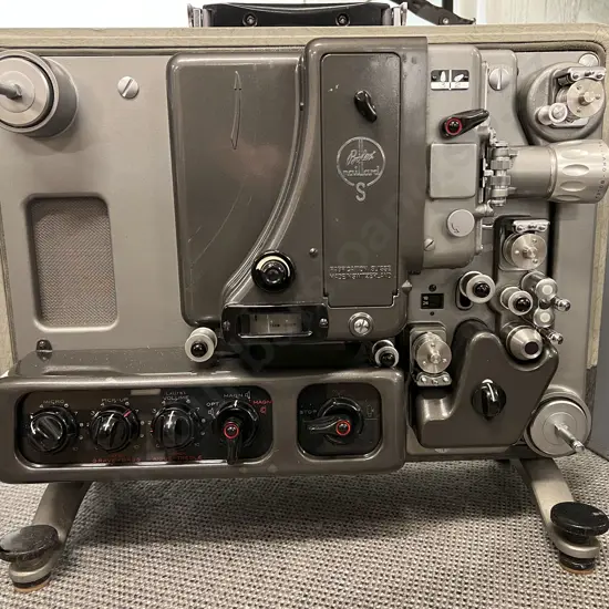 Bolex Paillard S-221