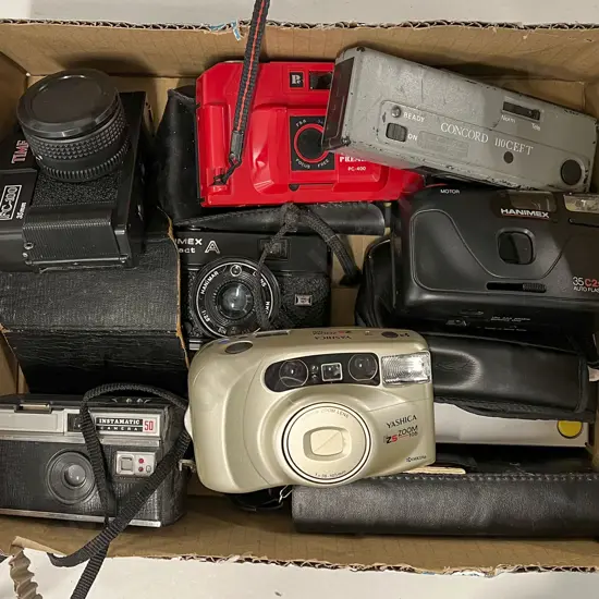 Quantity of Assorted Pocket Cameras and Others