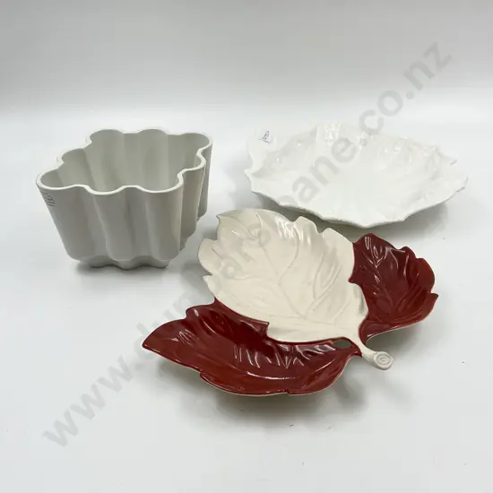 Shelley Ceramic Jelly Mold Together with Carlton Ware Leaf Dish (chip) and Aynsley Dish