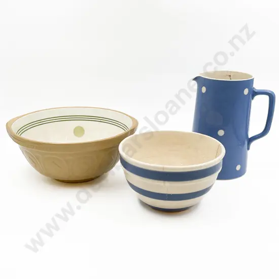 Two Pieces of T.G. Green Including The Easimix Bowl and Blue Domino Jug (faults) with Other Bowl