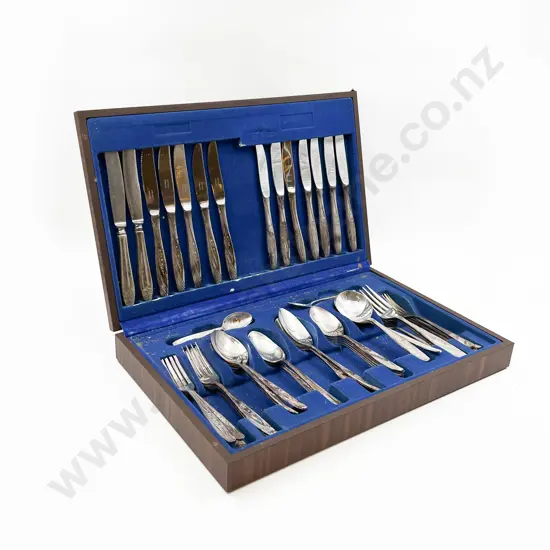 Canteen with Assorted Cutlery