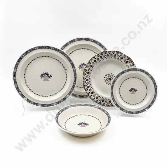 Thirteen Pieces of Wedgwood "Boston" Pattern Dinner China Together with Five "Lille" Pattern Plates