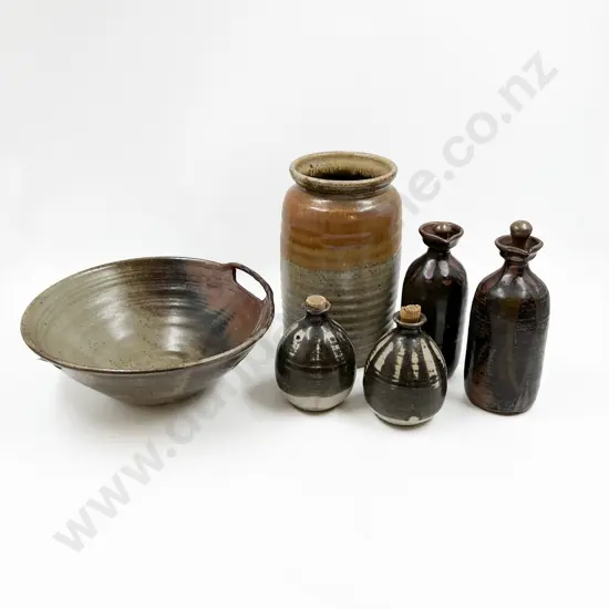 Six Pieces of Assorted Pottery