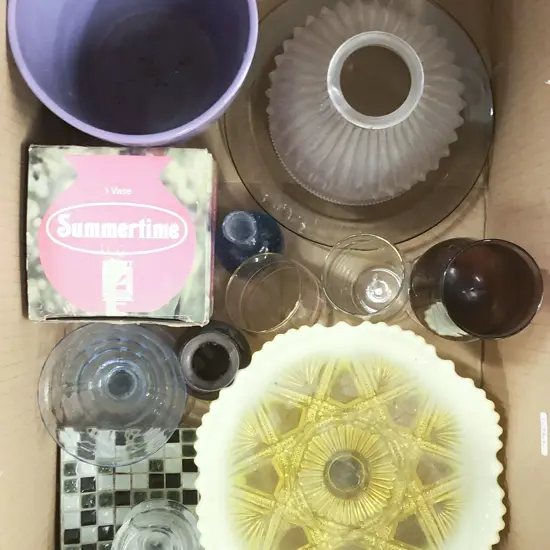 Box of Assorted Glassware