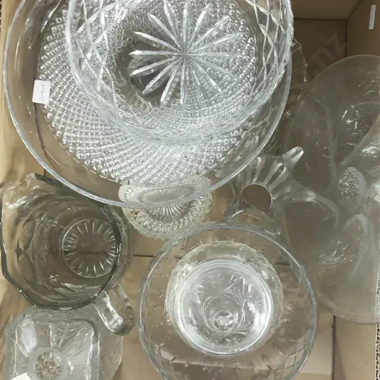 Quantity of Assorted Glassware