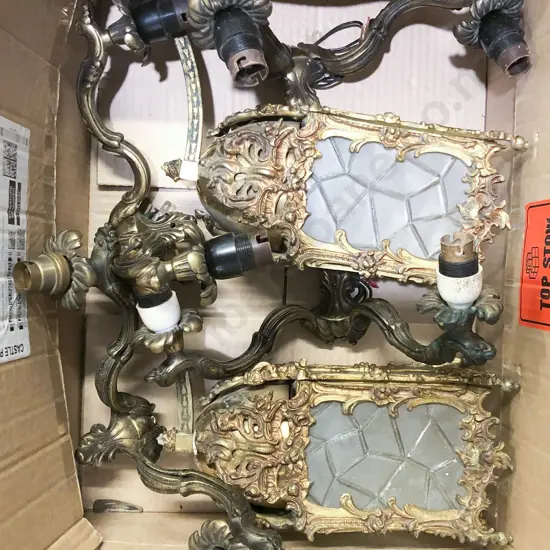 Quantity of Assorted Gilt Metal Light Fittings
