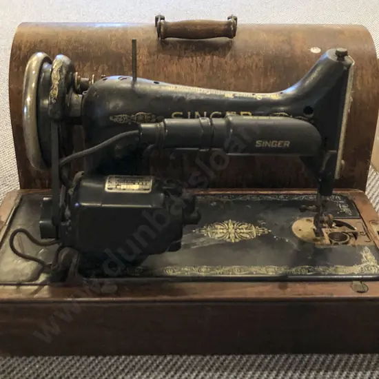 Singer Sewing Machine In Case