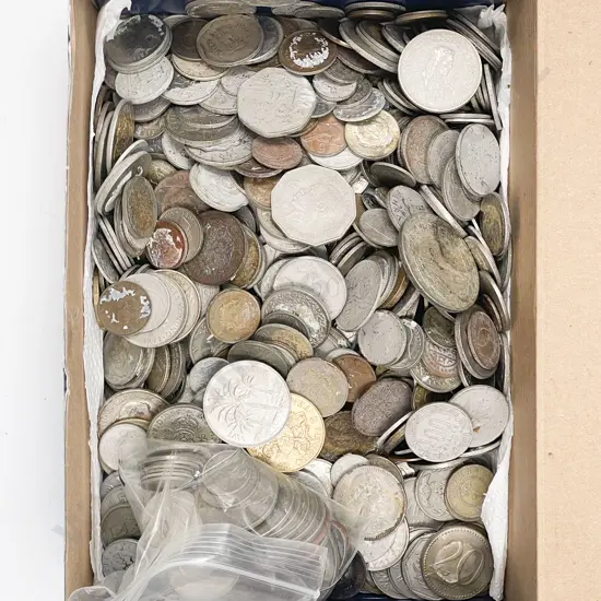 Box of Assorted Loose Coins