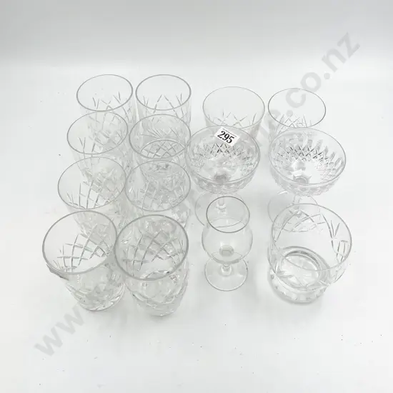 Small Quantity of Assorted Crystal & Glassware Incl. Webb & Corbett