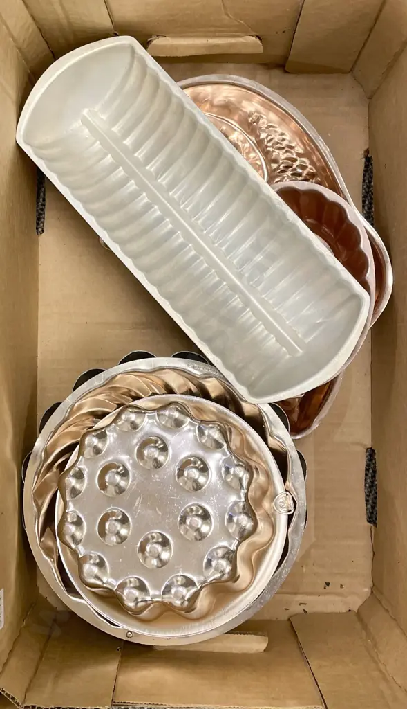 Two Boxes of Kitchen Ware Including Cake and Jelly Moulds Image 1++
