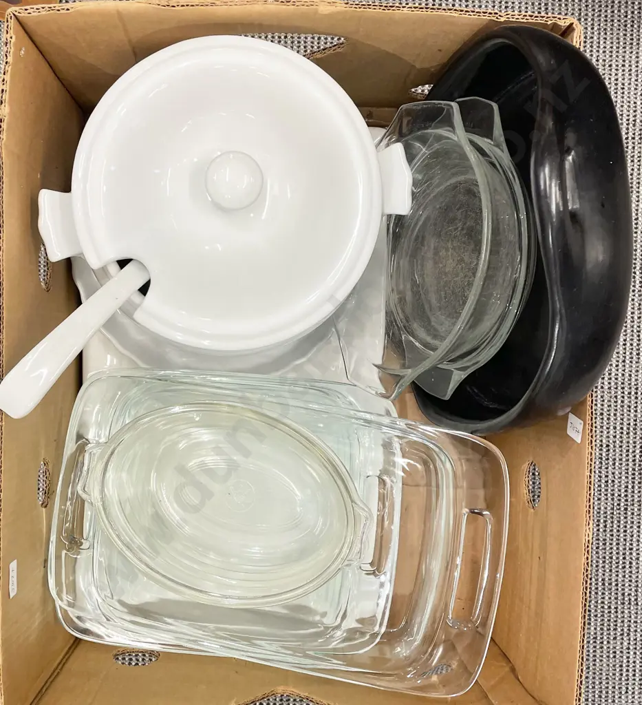 Two Boxes of Kitchen Ware Including Cake and Jelly Moulds Image 1++