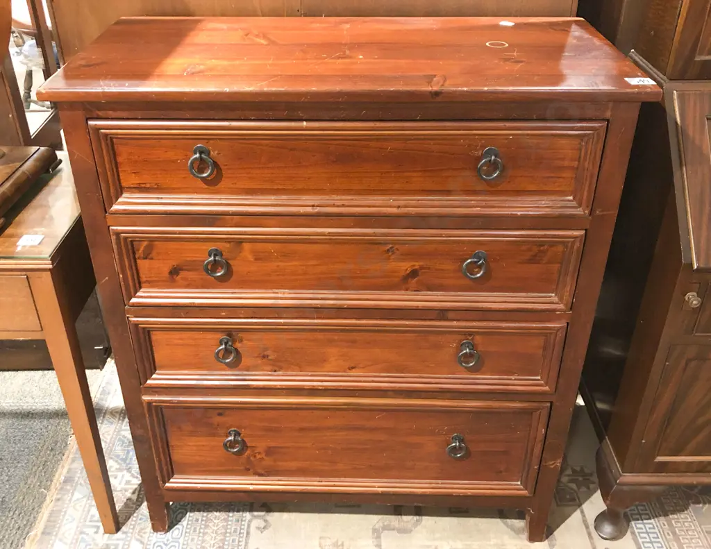 Four Drawer Chest of Drawers Image 1++