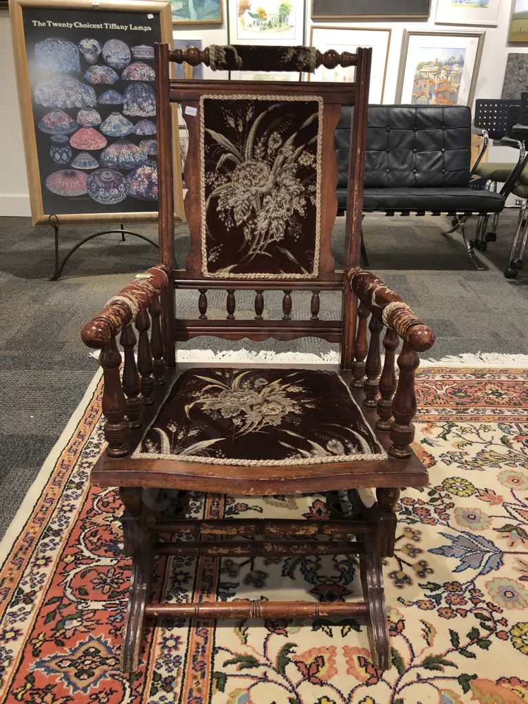 American Rocking Chair Image 1++