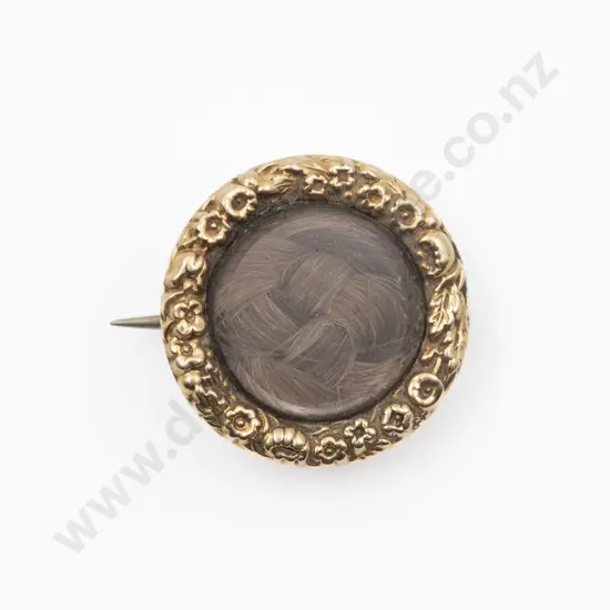 Victorian 9ct Small Hair Panel Circular Brooch