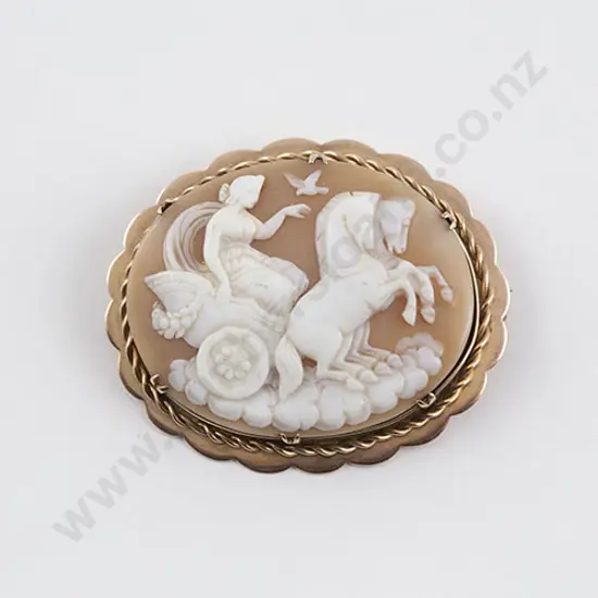 9ct Framed Cameo Brooch of classical goddess in a horse drawn chariot