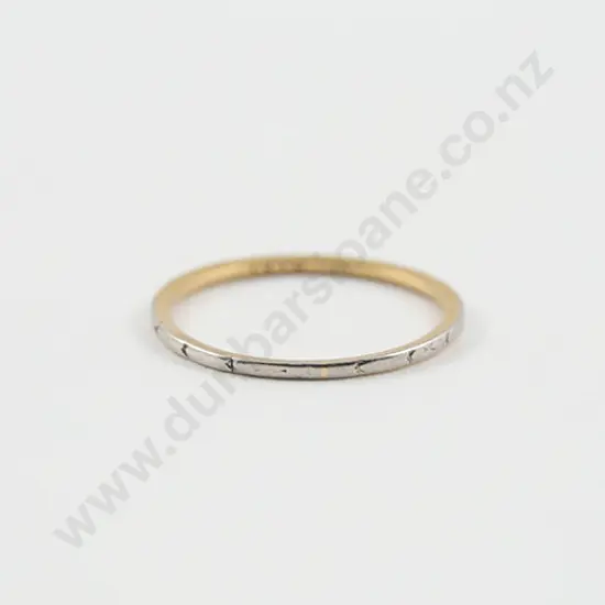 Fine 18ct and Platinum Wedding Band