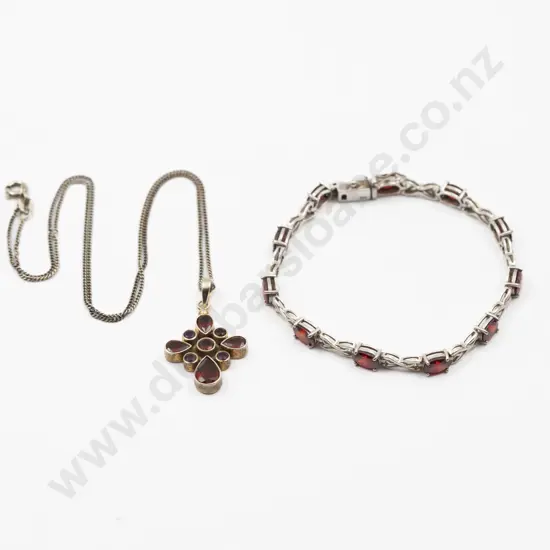 .925 Silver and Eleven Stone Garnet Bracelet
