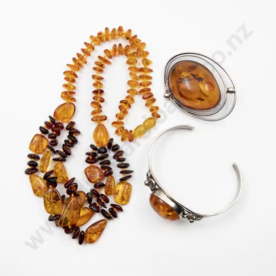 .925 Silver and Amber Bangle