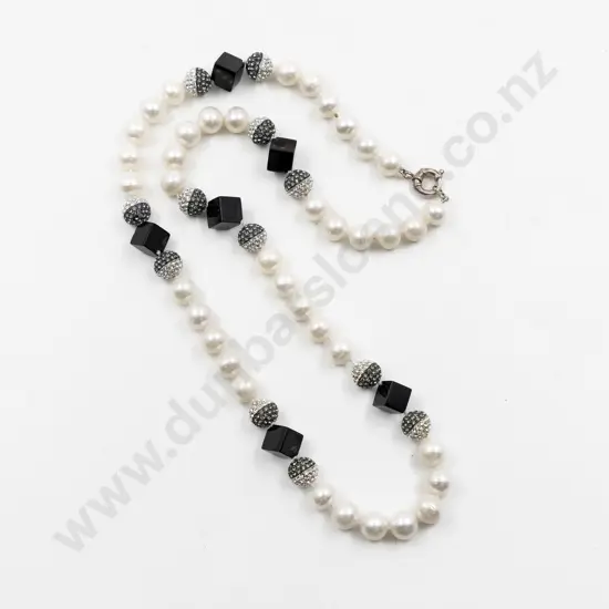 Single Strand Freshwater Pearl Fancy Necklace