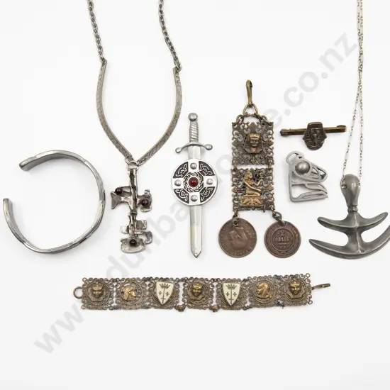 Jergen Jensen #85 Pewter Pendant